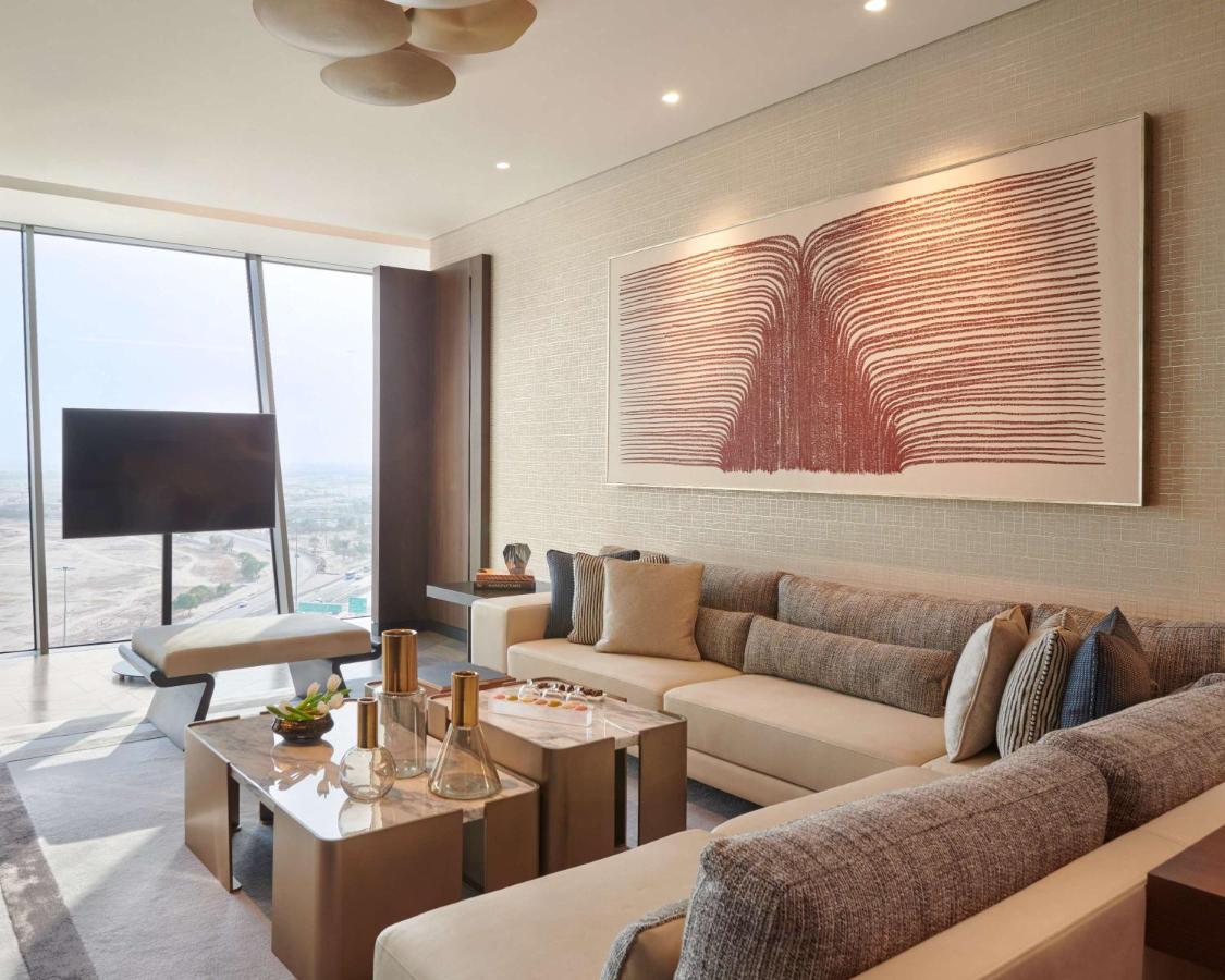 Grand Hyatt Kuwait Hotel Kuwait City Eksteriør billede A living room at the Ritz-Carlton, DIFC